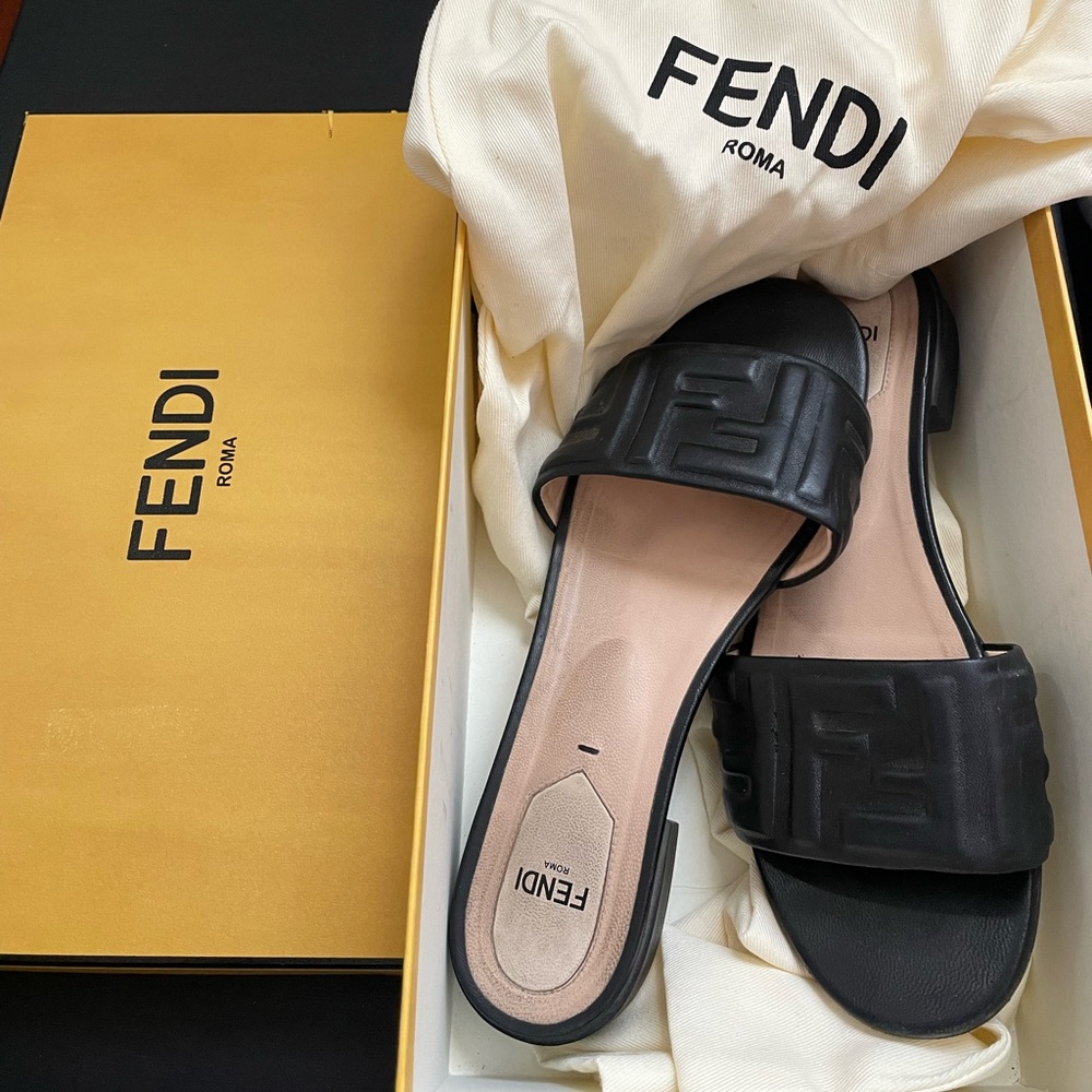 FENDI Black Leather FF Motif Sandal Slides